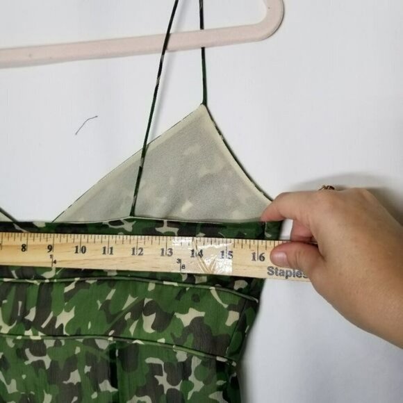 J.CREW Silk Cami Tank Top‎ Womens 6 Camouflage Army Green Spaghetti Straps EUC - Picture 5 of 9